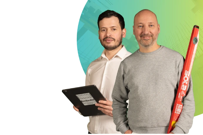 Embuild-vertegenwoordiger en man in bouwkleding